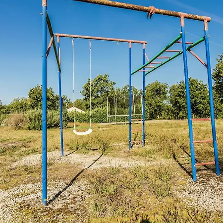 With Swimming Pool Σπίτι διακοπών Salignac Eyvigues