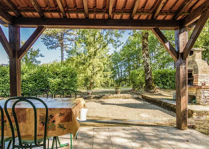 Feriehus With Swimming Pool